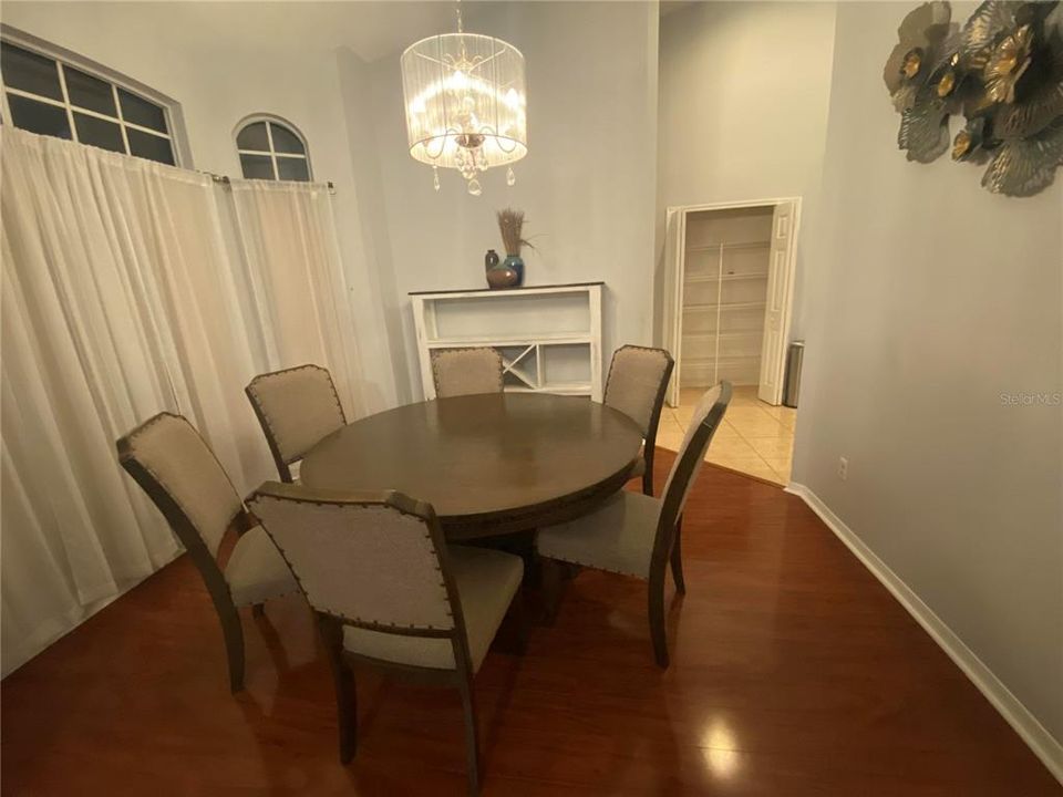 В аренду: $3,500 (4 спален, 2 ванн, 2267 Квадратных фут)