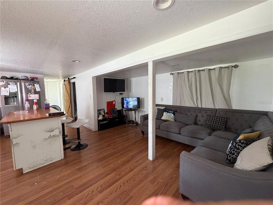 En Venta: $175,000 (3 camas, 1 baños, 922 Pies cuadrados)