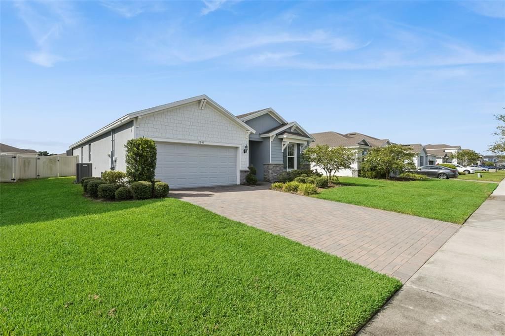 На продажу: $499,900 (3 спален, 2 ванн, 2208 Квадратных фут)