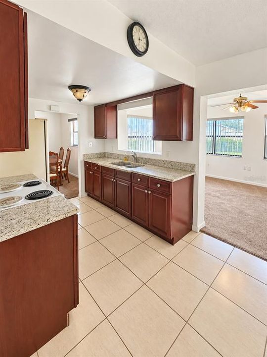 En Venta: $338,000 (2 camas, 2 baños, 1198 Pies cuadrados)