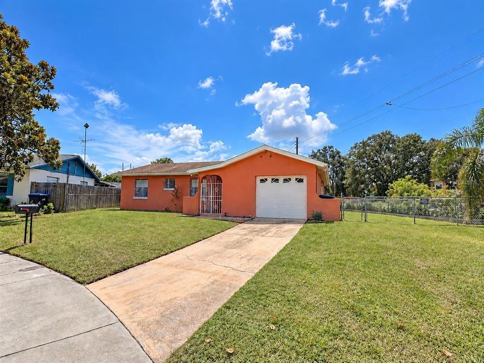 En Venta: $338,000 (2 camas, 2 baños, 1198 Pies cuadrados)