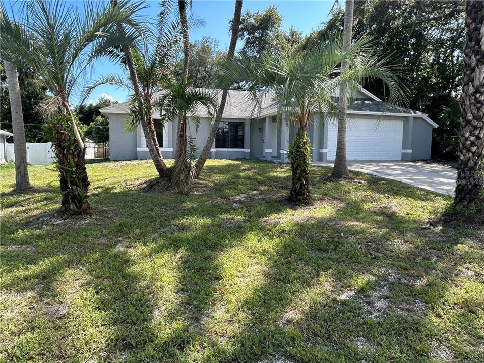 For Sale: $298,900 (3 beds, 2 baths, 1514 Square Feet)