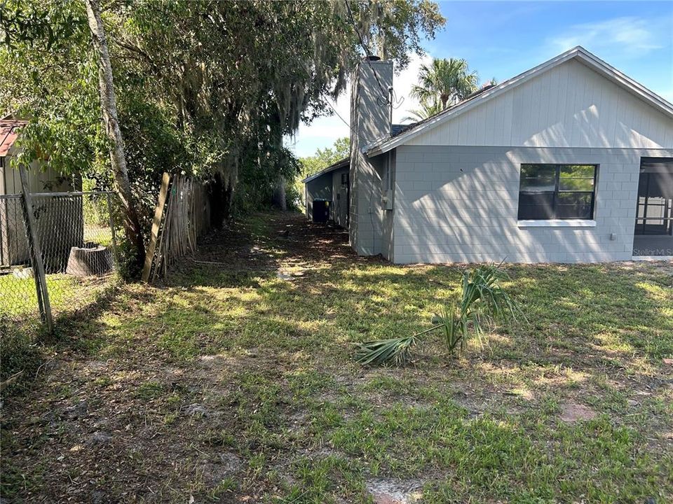 For Sale: $298,900 (3 beds, 2 baths, 1514 Square Feet)