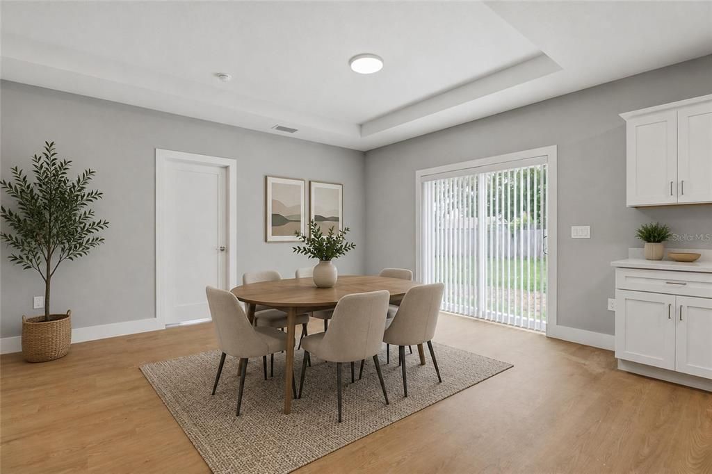 For Sale: $349,900 (3 beds, 2 baths, 1281 Square Feet)