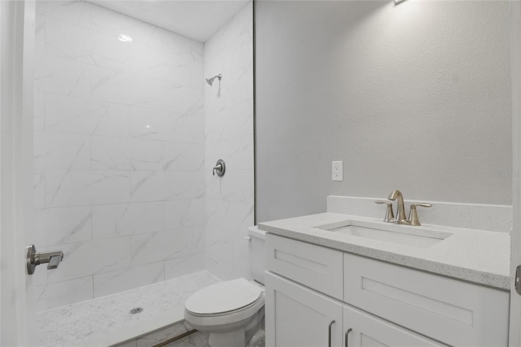 For Sale: $349,900 (3 beds, 2 baths, 1281 Square Feet)