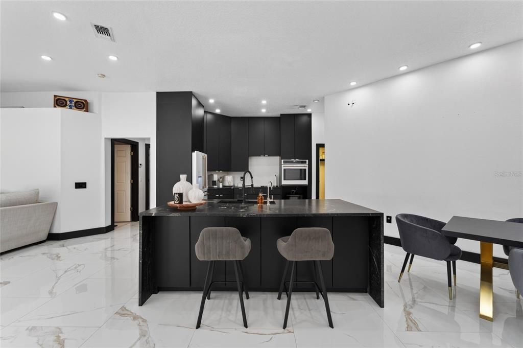 For Sale: $625,000 (4 beds, 3 baths, 2680 Square Feet)