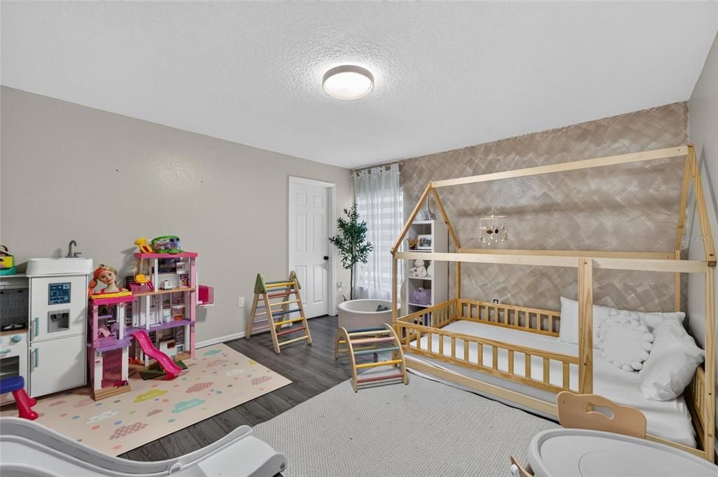 For Sale: $625,000 (4 beds, 3 baths, 2680 Square Feet)