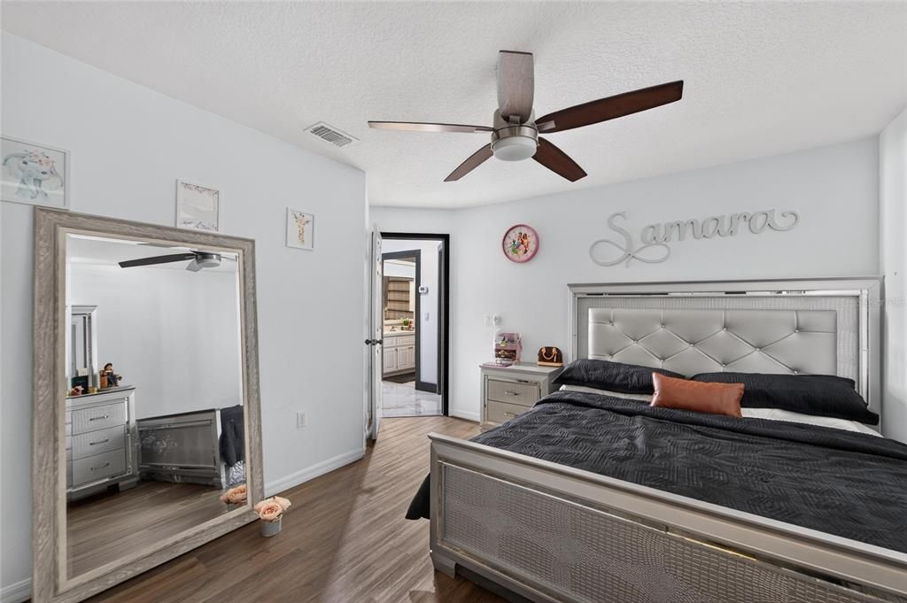 For Sale: $625,000 (4 beds, 3 baths, 2680 Square Feet)