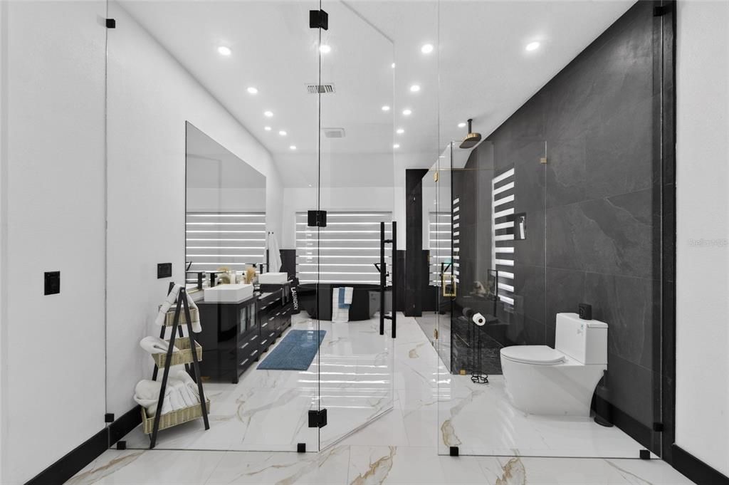 For Sale: $625,000 (4 beds, 3 baths, 2680 Square Feet)