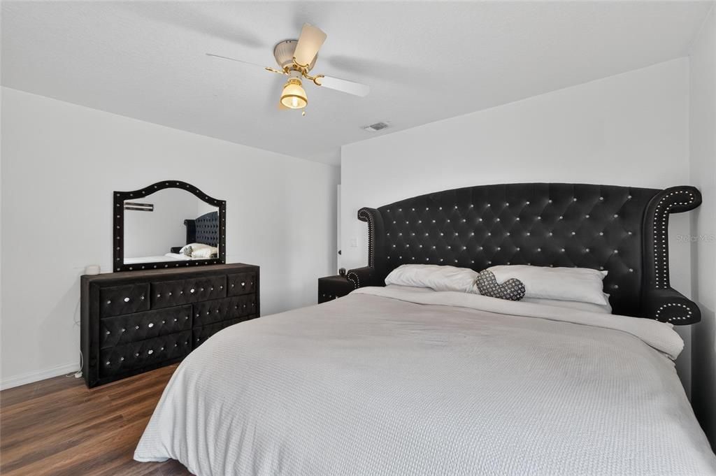For Sale: $625,000 (4 beds, 3 baths, 2680 Square Feet)