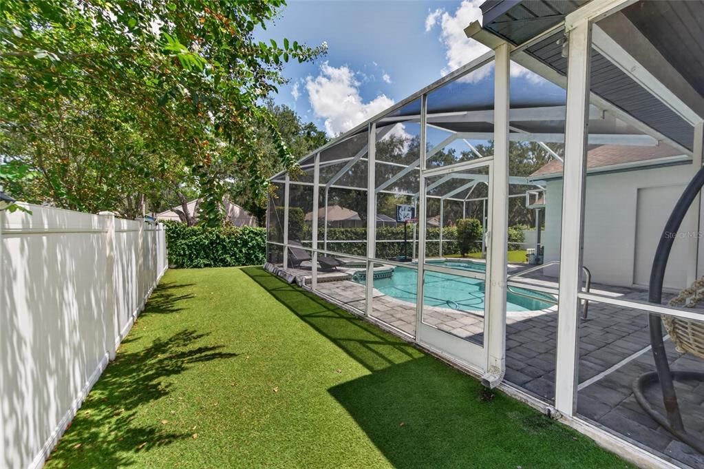 For Sale: $625,000 (4 beds, 3 baths, 2680 Square Feet)