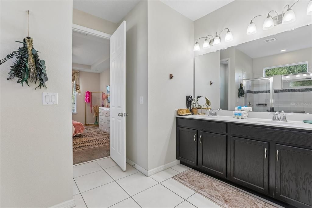 For Sale: $749,900 (9 beds, 6 baths, 4363 Square Feet)