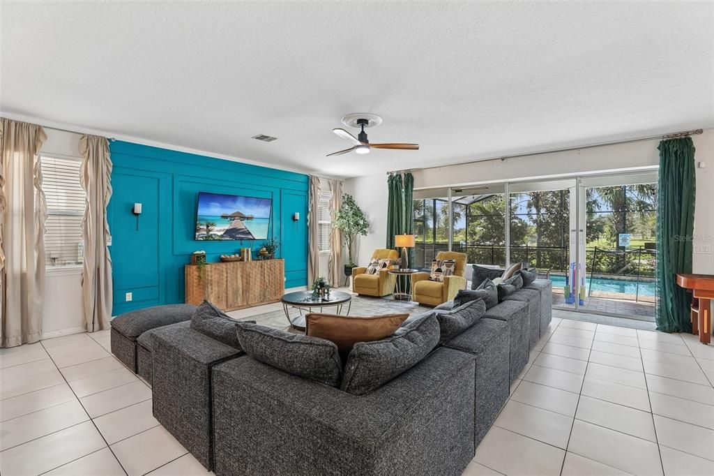 For Sale: $749,900 (9 beds, 6 baths, 4363 Square Feet)