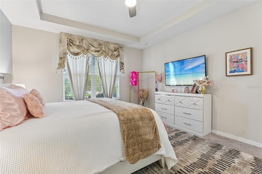 For Sale: $749,900 (9 beds, 6 baths, 4363 Square Feet)