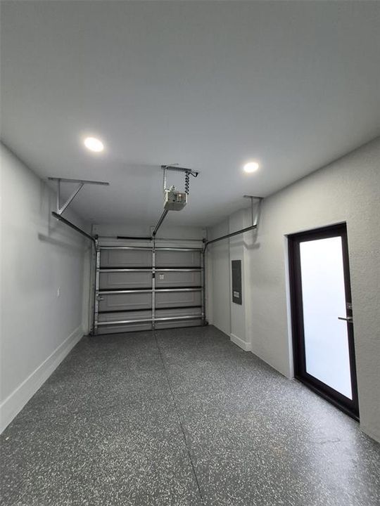 В аренду: $1,900 (3 спален, 2 ванн, 1090 Квадратных фут)