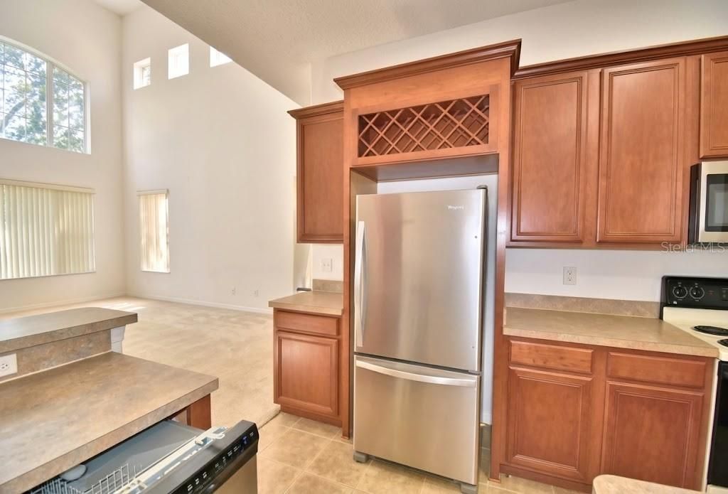 В аренду: $2,900 (5 спален, 3 ванн, 2709 Квадратных фут)