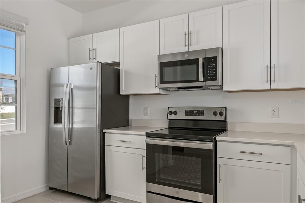 В аренду: $1,975 (2 спален, 2 ванн, 1216 Квадратных фут)
