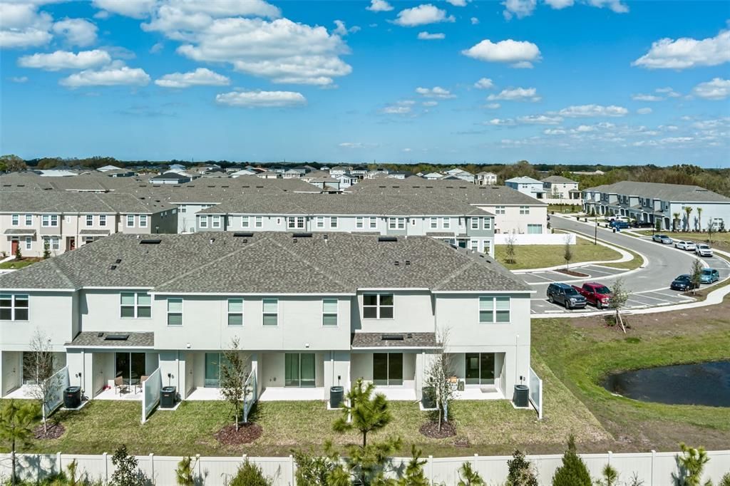 В аренду: $1,975 (2 спален, 2 ванн, 1216 Квадратных фут)