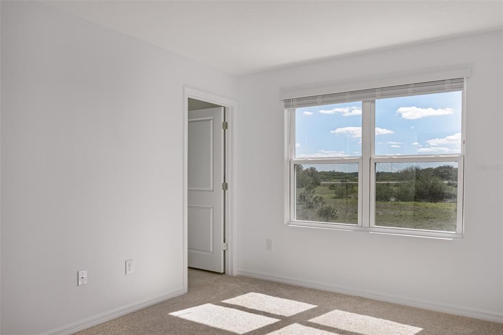 В аренду: $1,975 (2 спален, 2 ванн, 1216 Квадратных фут)