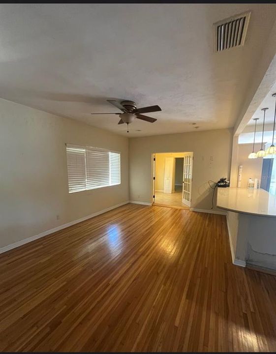 For Sale: $859,900 (4 beds, 3 baths, 1463 Square Feet)