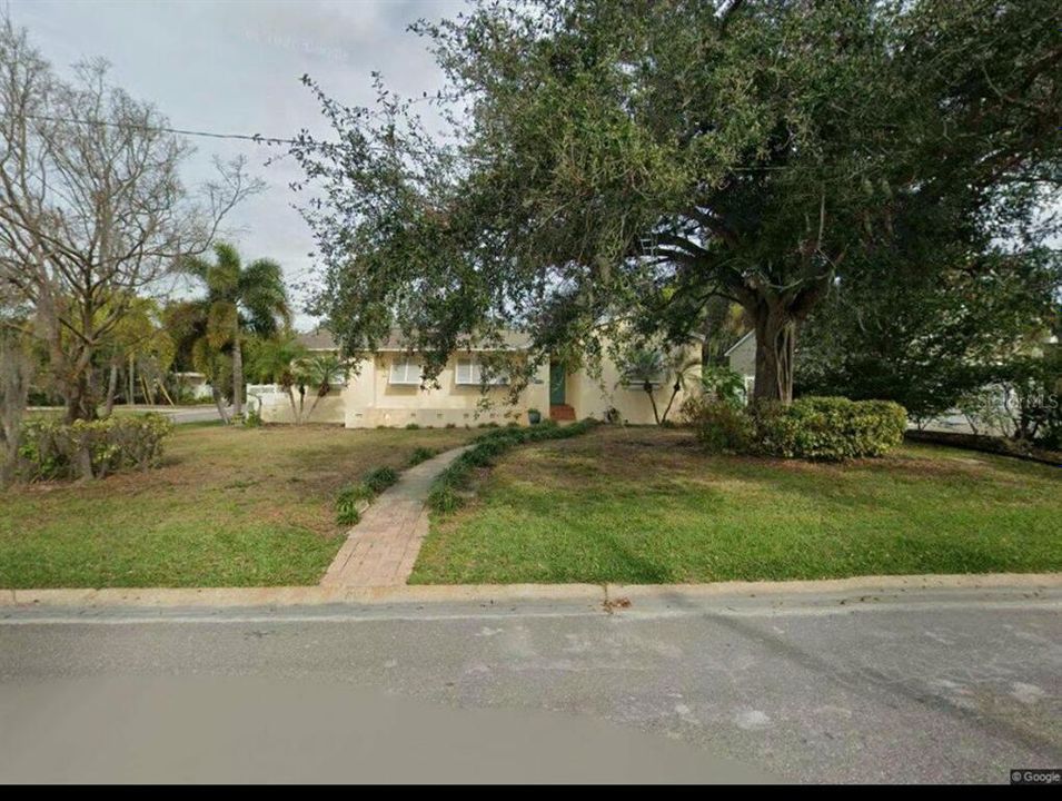For Sale: $859,900 (4 beds, 3 baths, 1463 Square Feet)