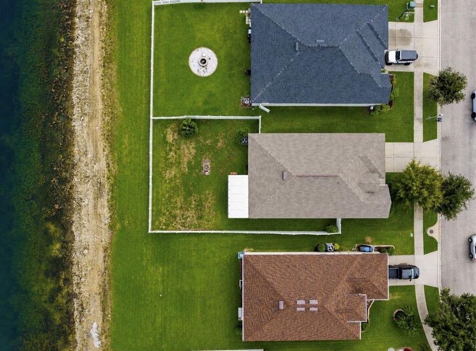 На продажу: $365,000 (4 спален, 3 ванн, 2032 Квадратных фут)