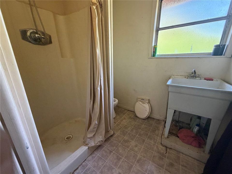 En Venta: $130,000 (3 camas, 2 baños, 1275 Pies cuadrados)