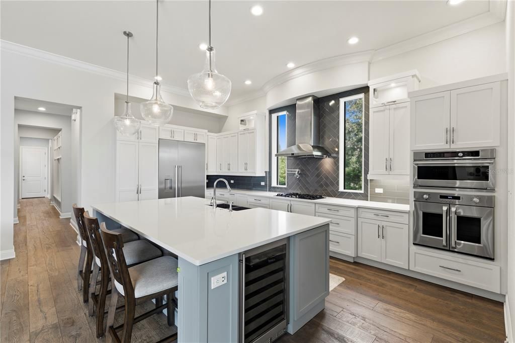 For Sale: $2,150,000 (4 beds, 4 baths, 3706 Square Feet)