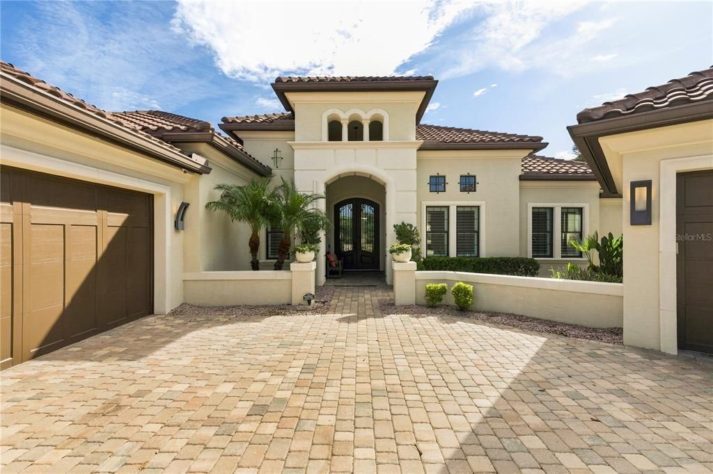 For Sale: $2,150,000 (4 beds, 4 baths, 3706 Square Feet)