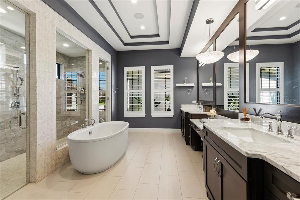 For Sale: $2,150,000 (4 beds, 4 baths, 3706 Square Feet)