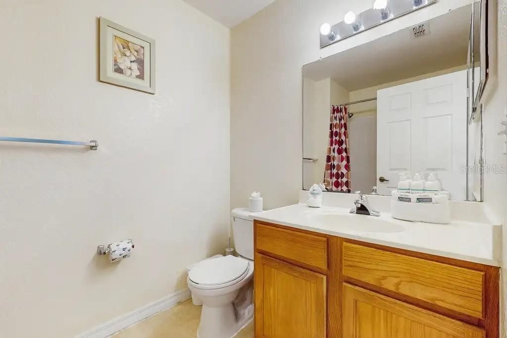 For Sale: $207,000 (3 beds, 2 baths, 1296 Square Feet)