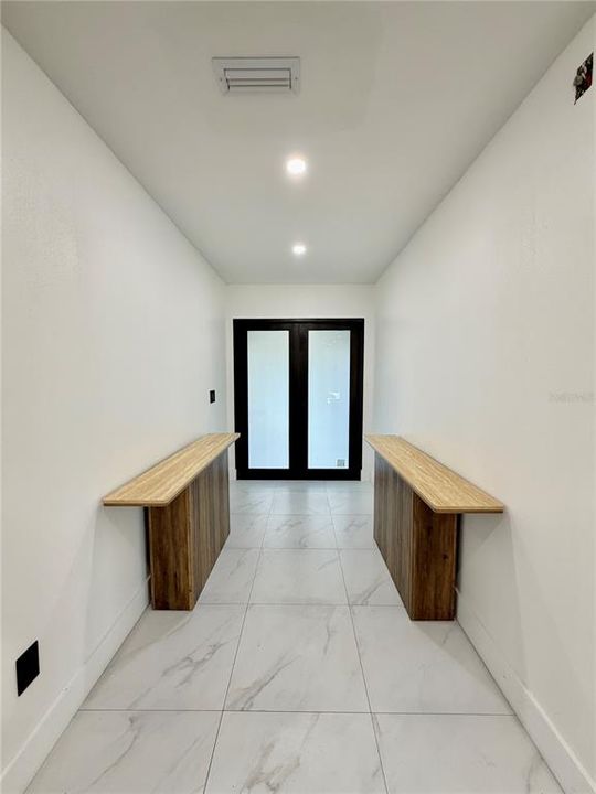 En Venta: $495,000 (4 camas, 2 baños, 2110 Pies cuadrados)