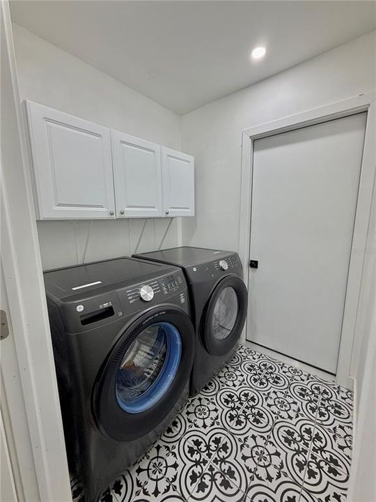 En Venta: $495,000 (4 camas, 2 baños, 2110 Pies cuadrados)