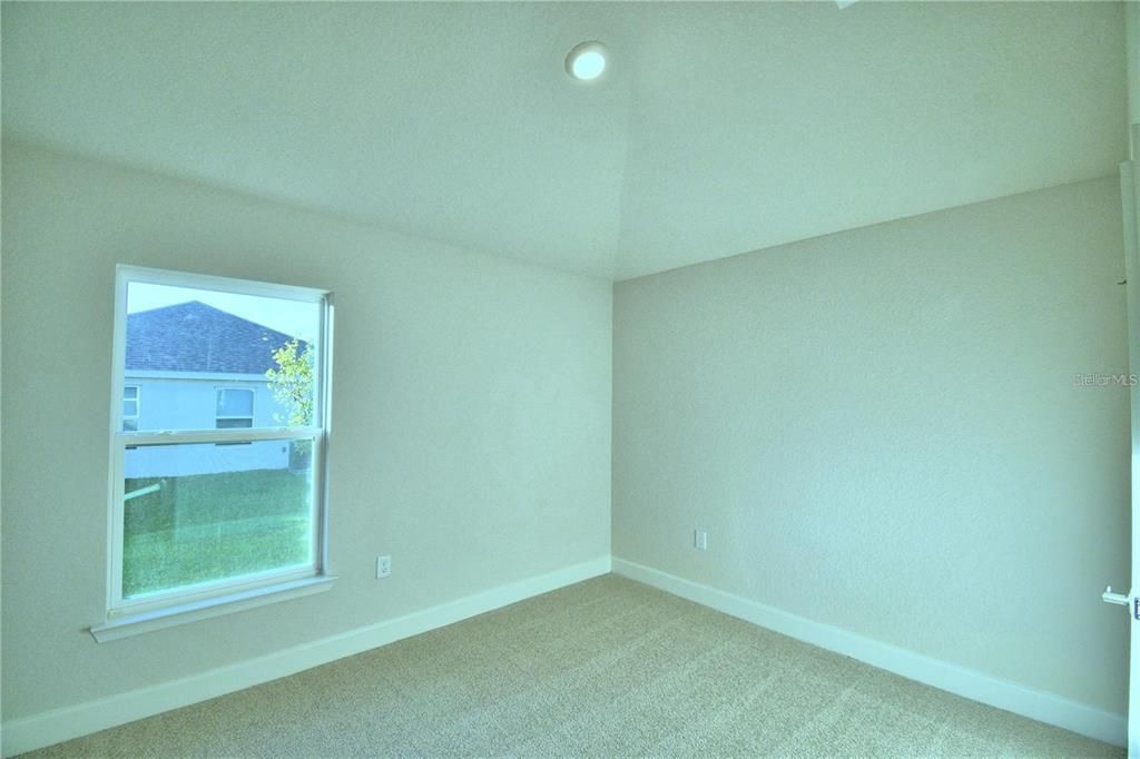 En Venta: $360,659 (4 camas, 2 baños, 1820 Pies cuadrados)