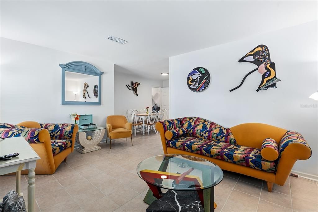 For Sale: $719,000 (4 beds, 2 baths, 1645 Square Feet)