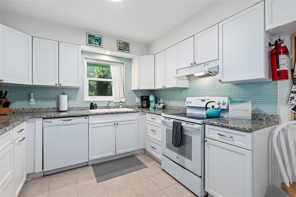 For Sale: $719,000 (4 beds, 2 baths, 1645 Square Feet)