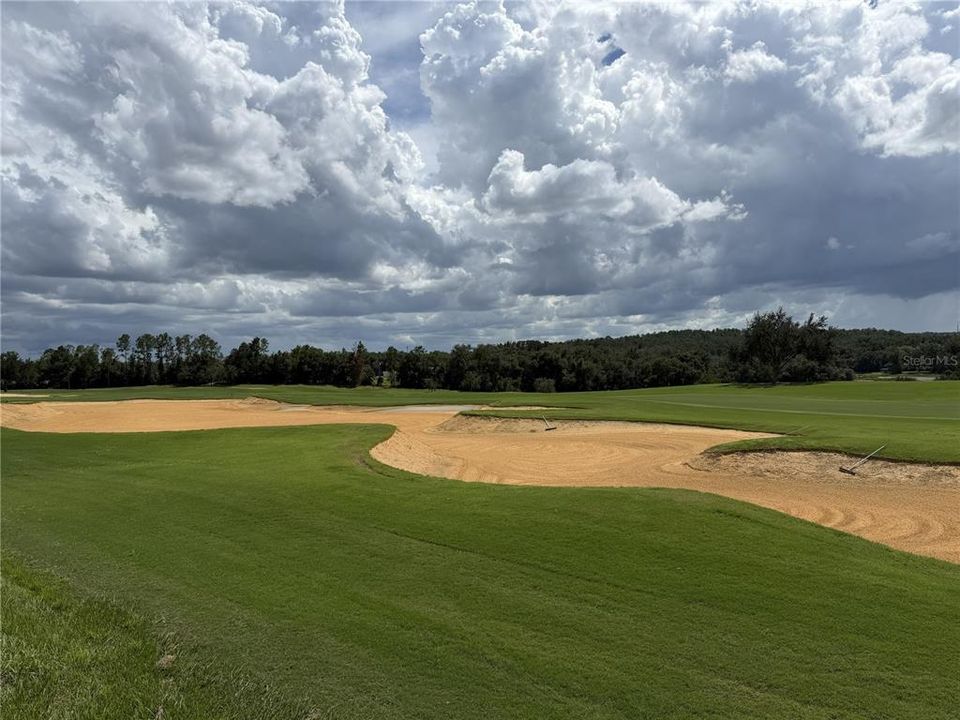 На продажу: $460,000 (0.16 acres)