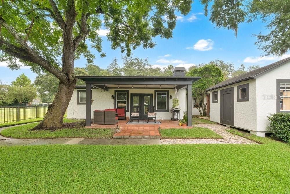En Venta: $1,100,000 (3 camas, 2 baños, 2196 Pies cuadrados)