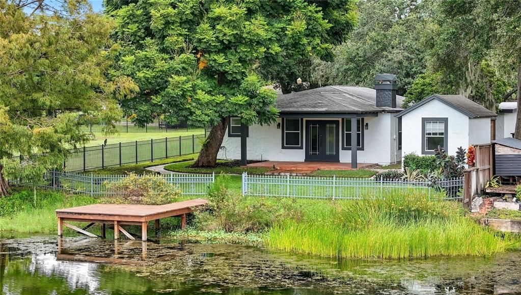 En Venta: $1,100,000 (3 camas, 2 baños, 2196 Pies cuadrados)