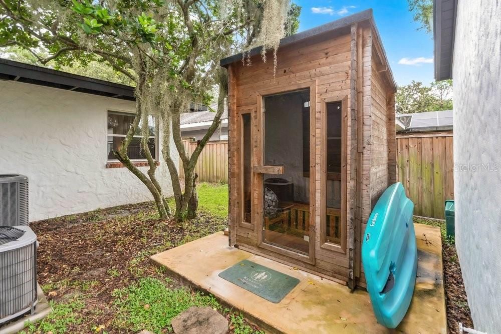 En Venta: $1,100,000 (3 camas, 2 baños, 2196 Pies cuadrados)