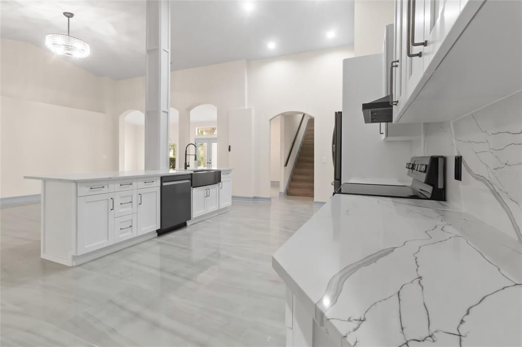 For Sale: $629,500 (5 beds, 3 baths, 2750 Square Feet)