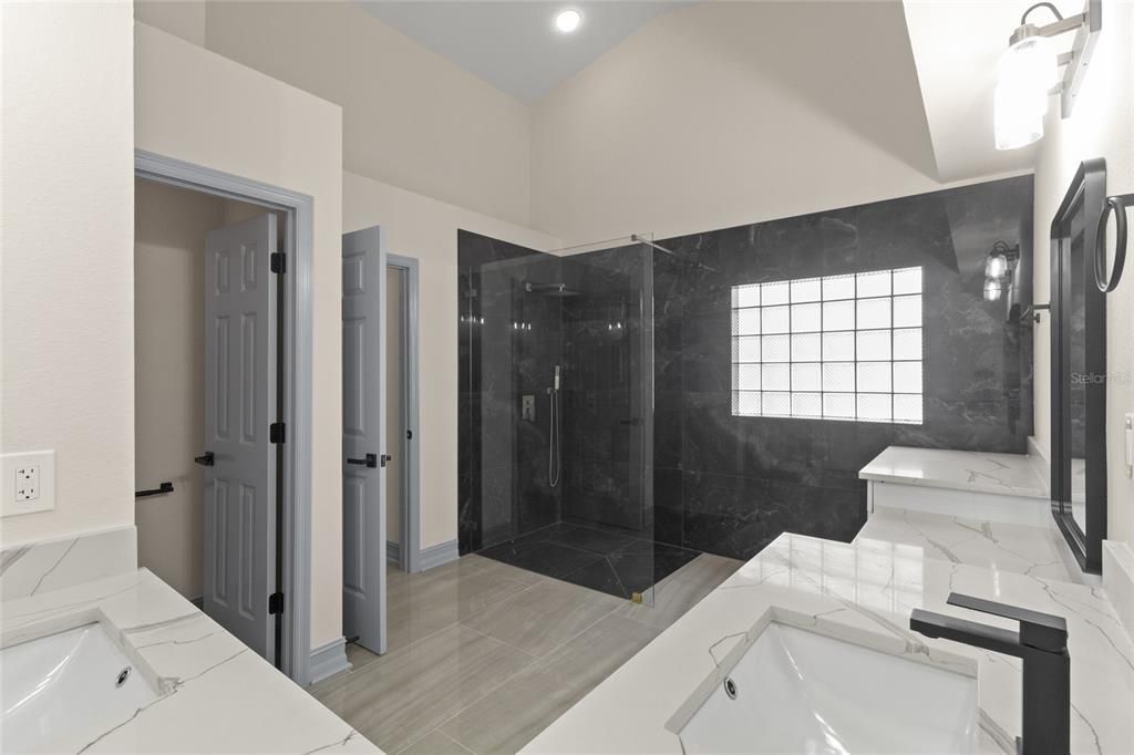 For Sale: $629,500 (5 beds, 3 baths, 2750 Square Feet)