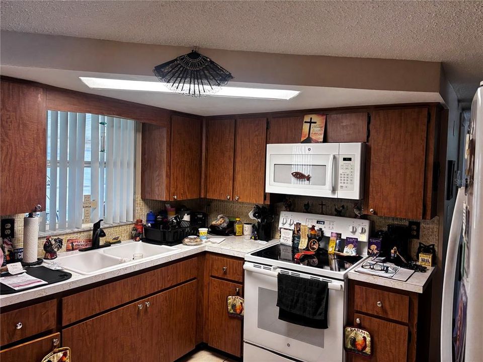 En Venta: $185,000 (2 camas, 1 baños, 936 Pies cuadrados)