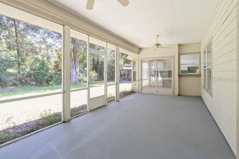 For Sale: $339,000 (3 beds, 2 baths, 1759 Square Feet)