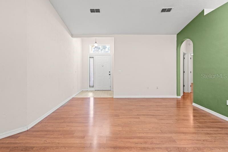 For Sale: $339,000 (3 beds, 2 baths, 1759 Square Feet)