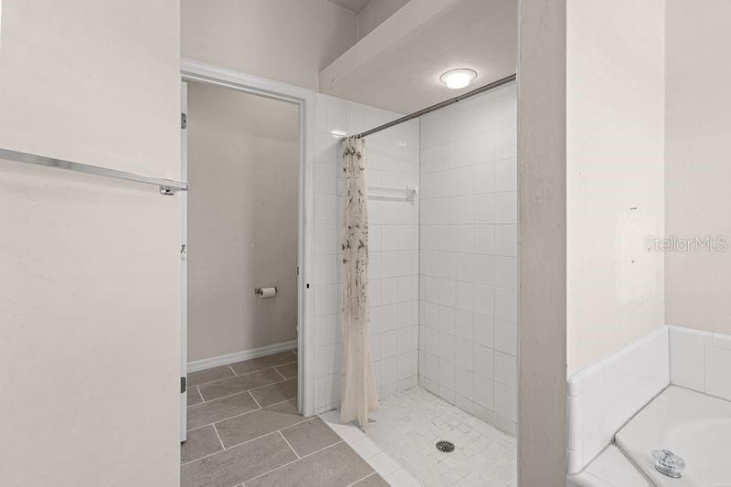 For Sale: $339,000 (3 beds, 2 baths, 1759 Square Feet)