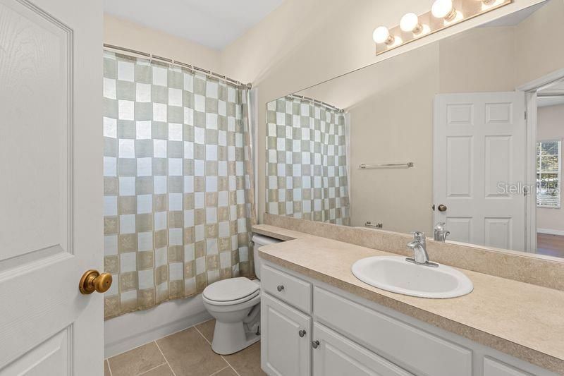 For Sale: $339,000 (3 beds, 2 baths, 1759 Square Feet)