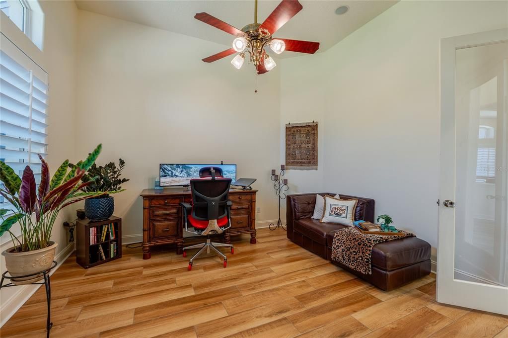 For Sale: $1,450,000 (3 beds, 3 baths, 4179 Square Feet)