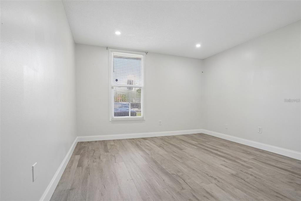 For Rent: $1,795 (3 beds, 2 baths, 1416 Square Feet)