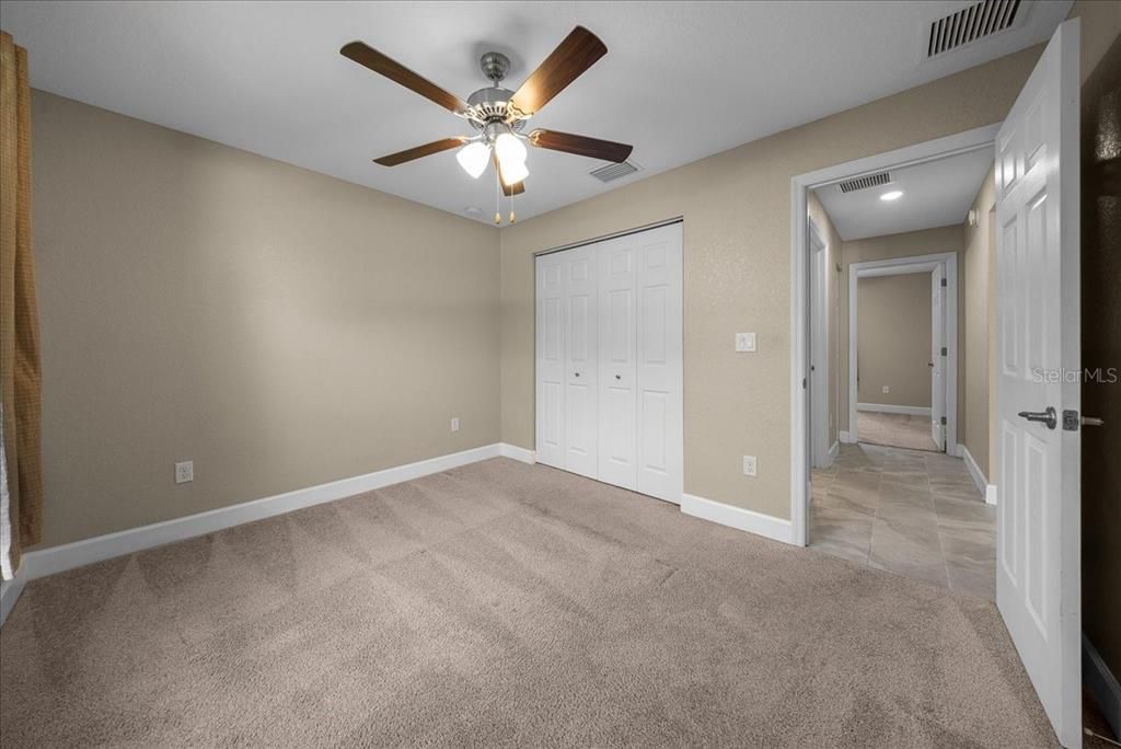 For Sale: $265,000 (3 beds, 2 baths, 1304 Square Feet)